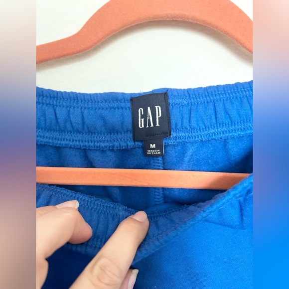 GAP Sweatpants Beautiful Blue Color Super Soft NWT Sz. Medium Streatwear jogger - Picture 3 of 4